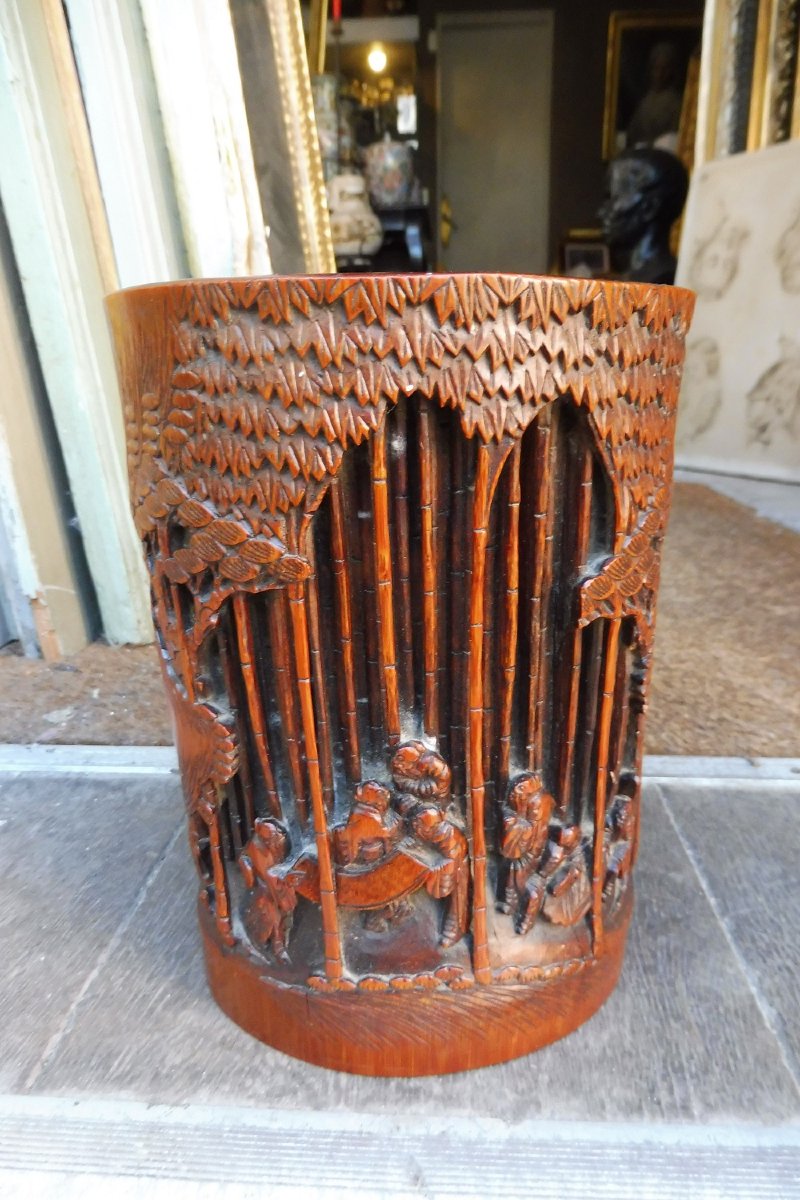 Bitong  en bambou   finement  sculpté  , Chine 19 eme