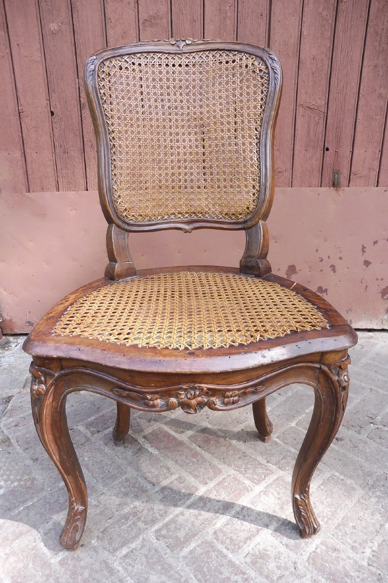 Louis XV-era Cane-seated Cabriolet Chair
