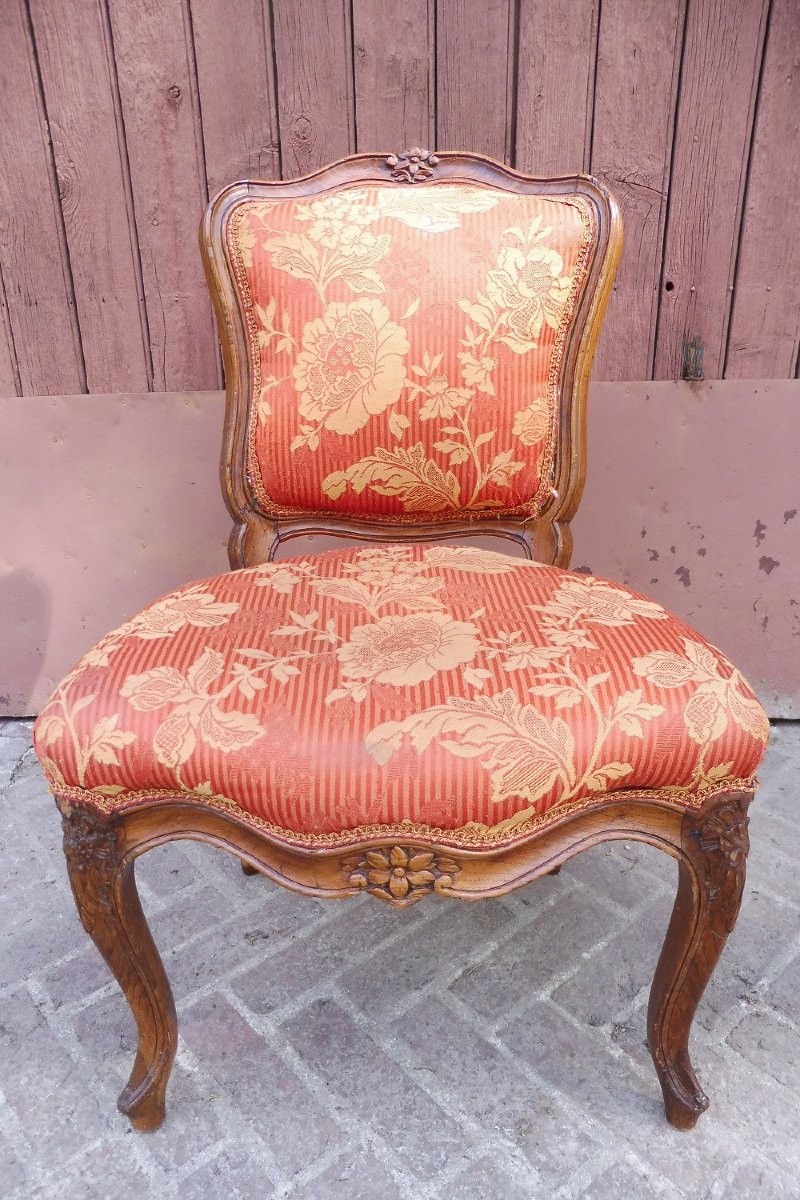 Chaise cabriolet  d'époque  Louis  XV  en bois naturel
