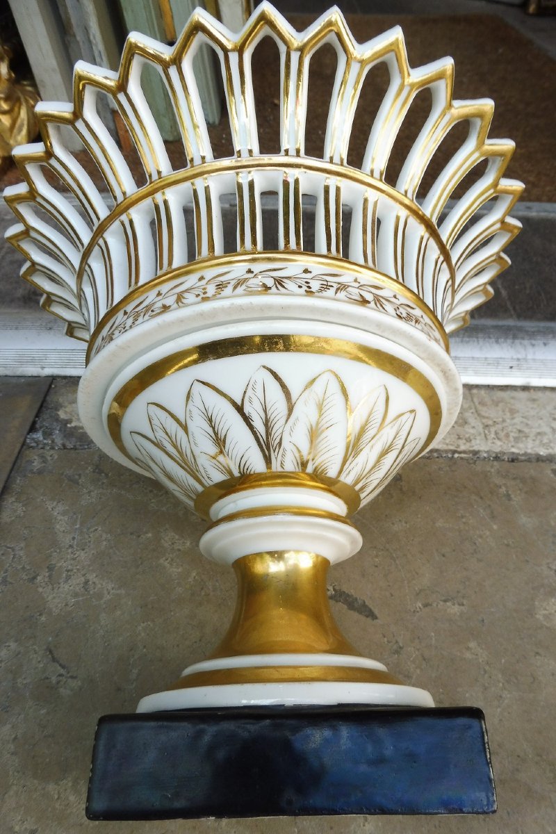 Coupe  ajourée  en porcelaine  de  Paris  19 eme -photo-2