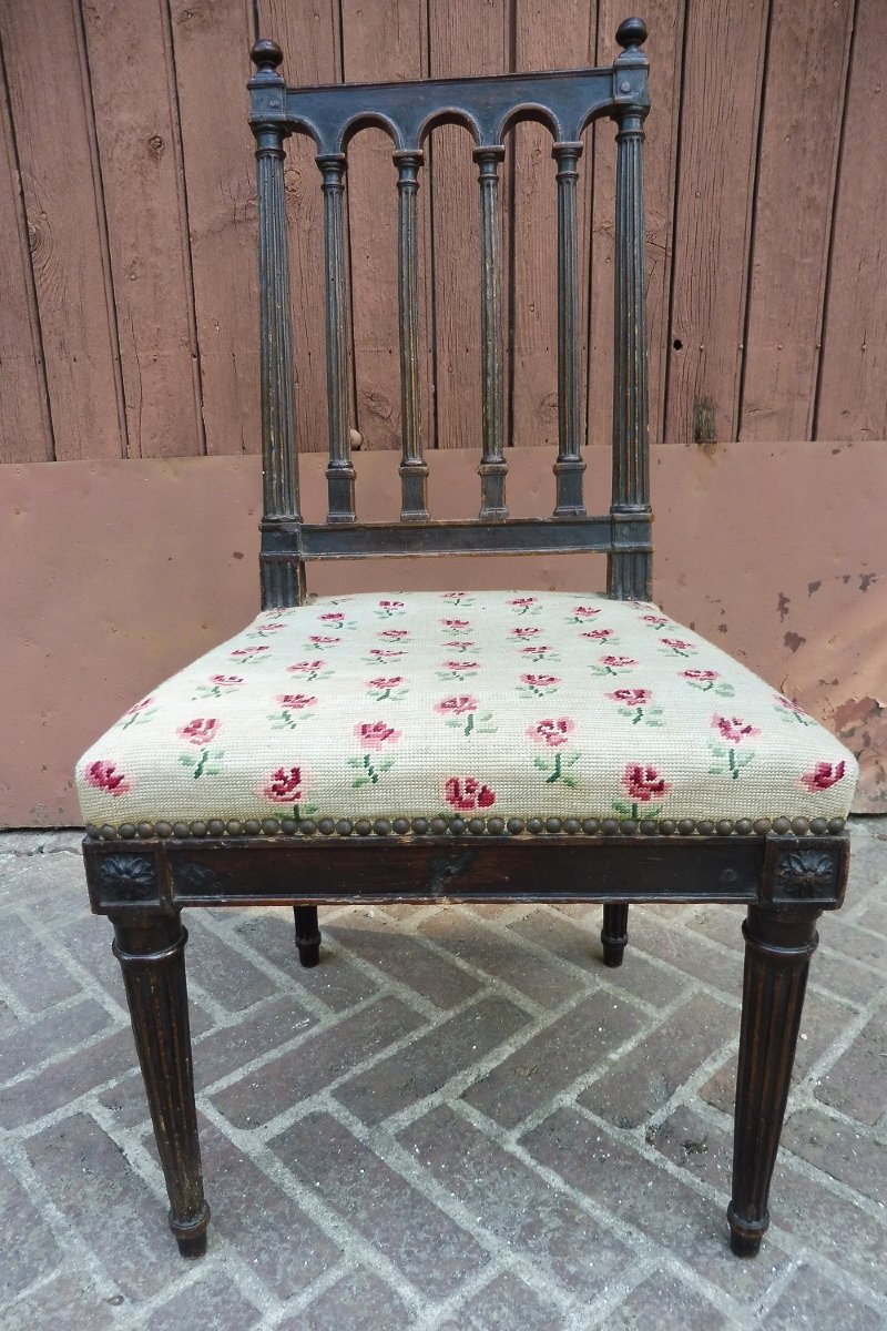 Chaise  à colonnettes  époque Louis XVI