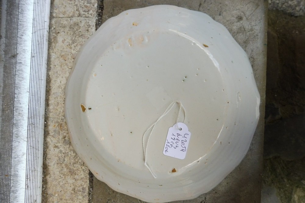 Assiette en faîence de Nevers , époque révolutionnaire  -photo-2