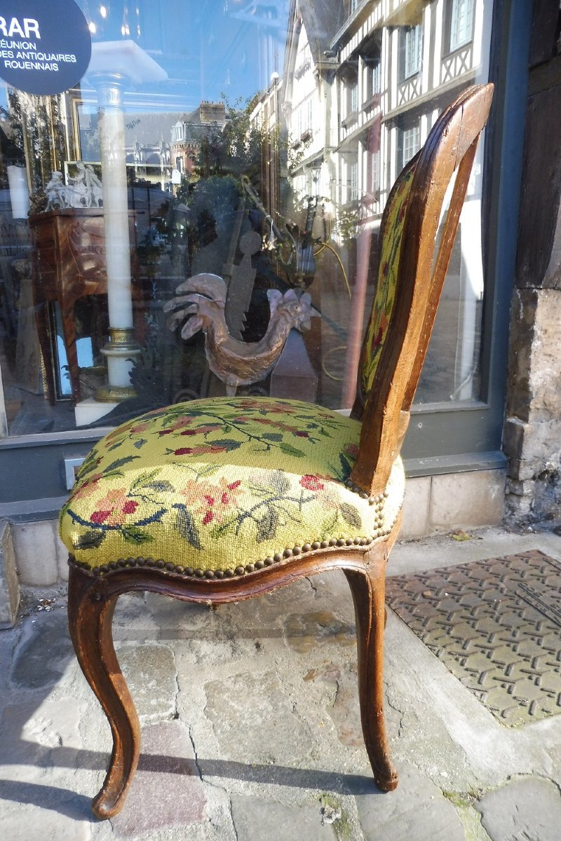 Antique Louis XV Cabriolet Chair Made Of Natural Wood.-photo-2