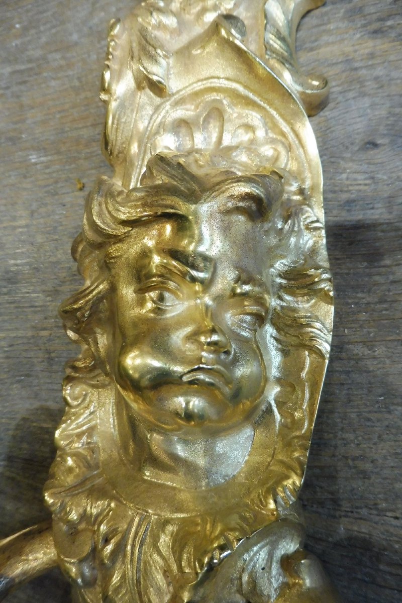 Paire d 'appliques à deux bras  de lumière  en bronze doré  d'après  Cressent   style Régence  -photo-3