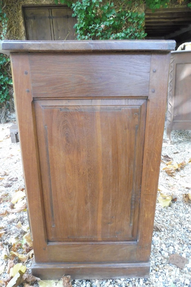 Buffet de boiserie  en chêne  mouluré  18 eme -photo-1