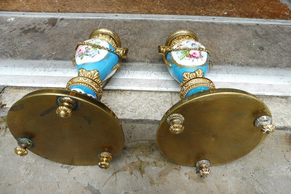 Pair Of Paris Porcelain Candelsticks, Gilt Bronze Mount 19 Century -photo-3