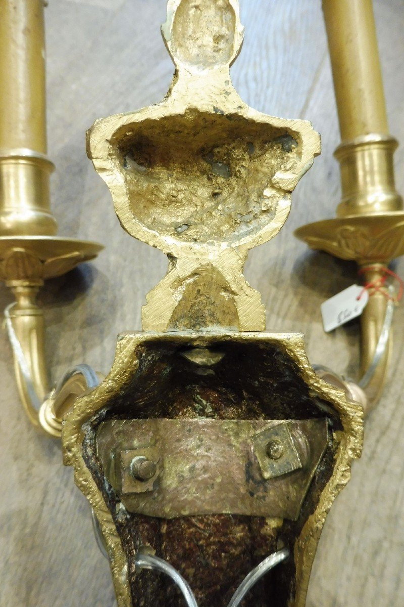 Paire  d'Appliques En Bronze  Doré  , Style  Louis XVI -photo-4