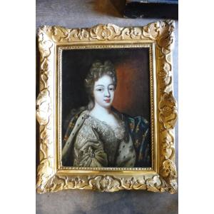 Huile sur toile  de l'école Française  Vers 1700 , " Portrait  De La Duchesse  Du Maine "
