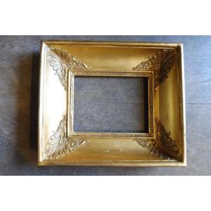 Cadre  rectangulaire en stuc doré 19 eme