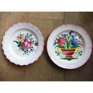 deux assiettes  en  faïence  de  l'Est  19 eme