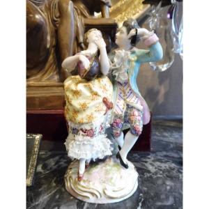 Groupe  en porcelaine  de   Paris  , manufacture  Samson 