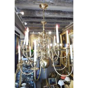 Important lustre  de style  Hollandais à 12 lumières  en laiton  poli  fin 19 eme  