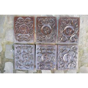Importante suite de six panneaux en chêne sculpté renaissance