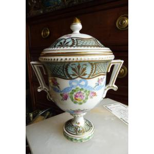 Covered Porcelain Jar From Dresden, 20th Century