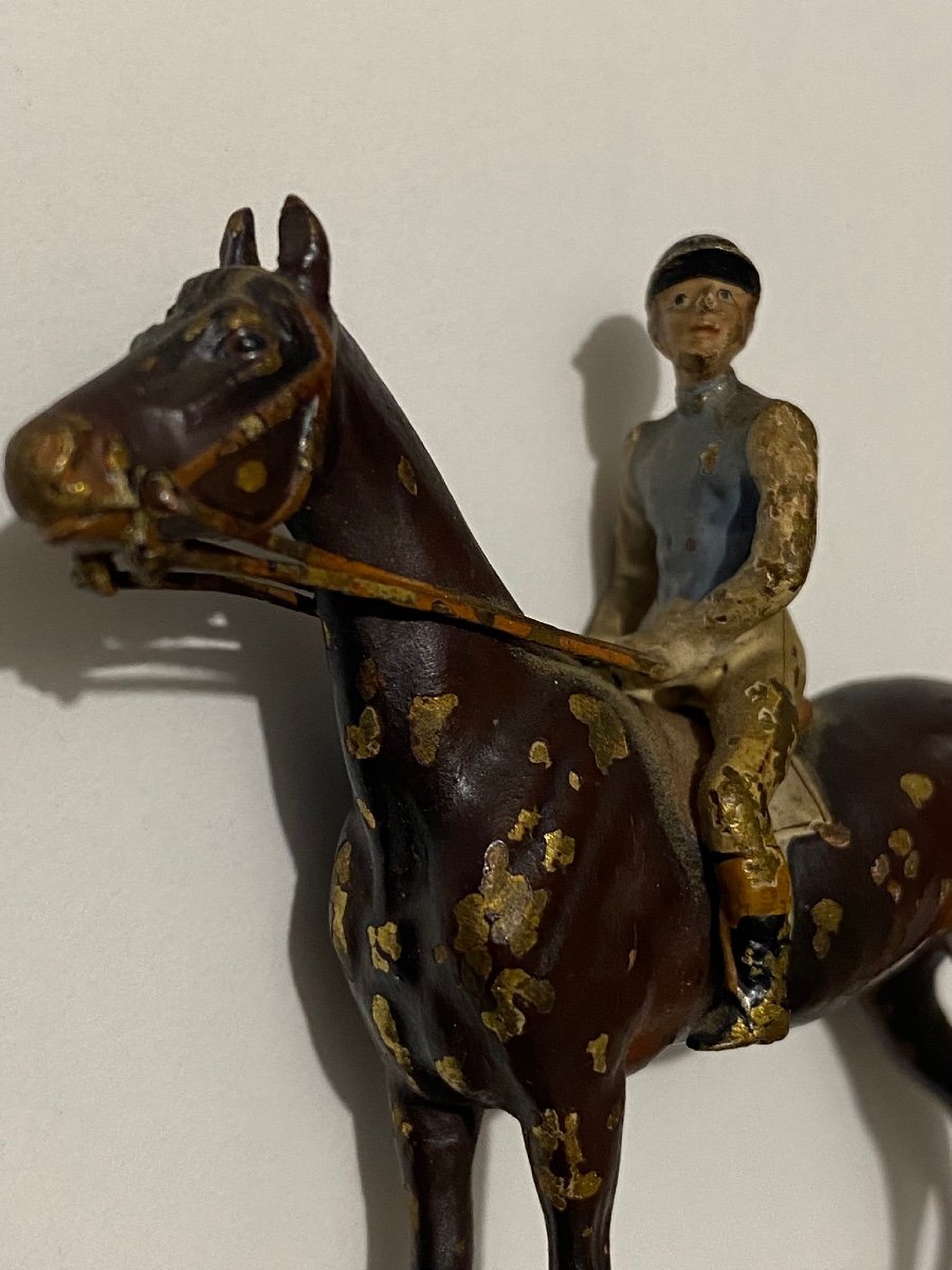 Bronze De Vienne. Un Jockey Sur Son Cheval -photo-2