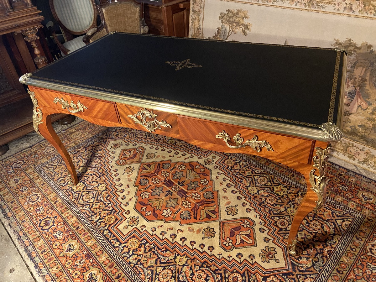Bureau ministre de style Louis XV