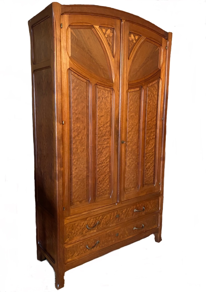 Armoire Art Nouveau 