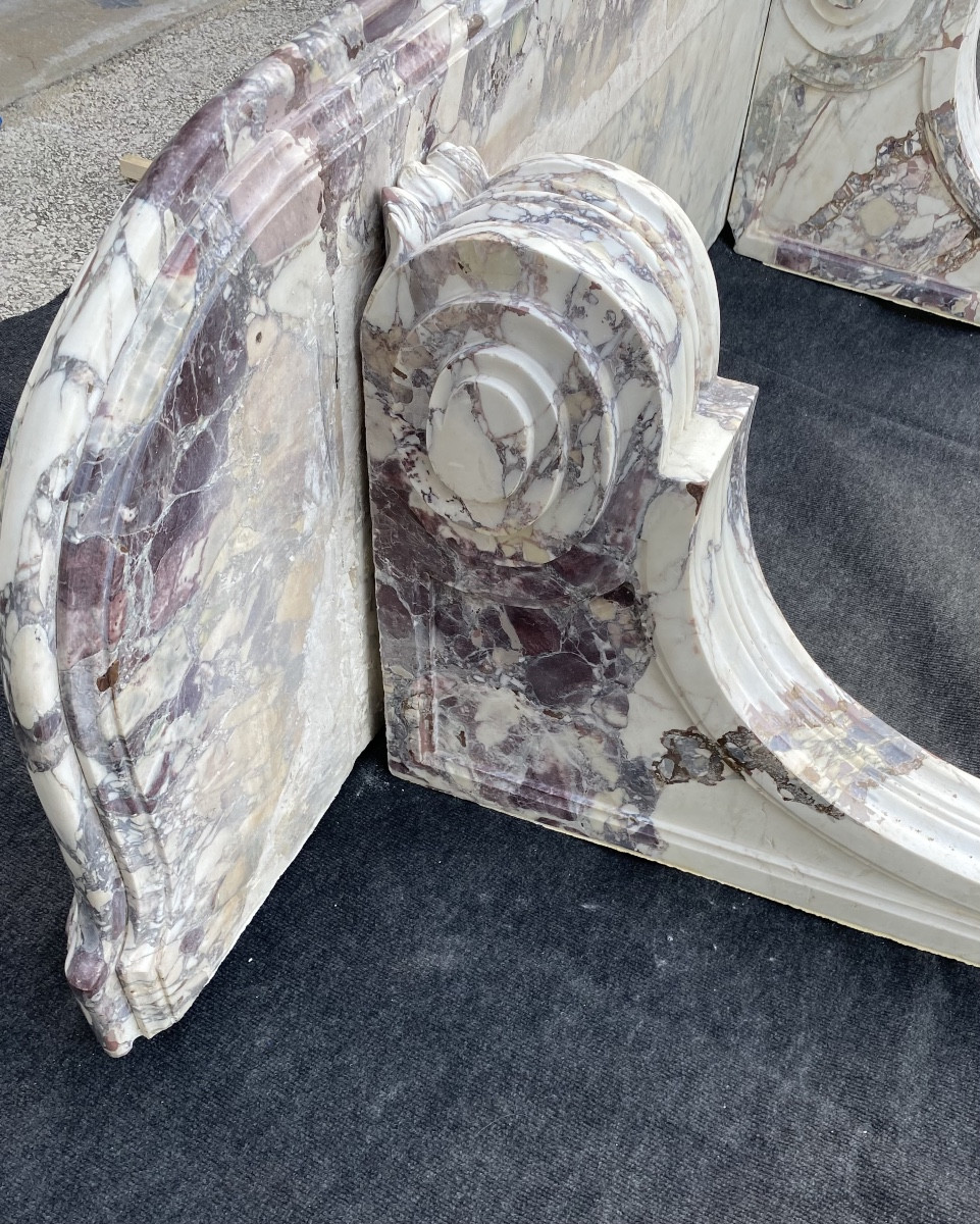 Grande console en marbre de brèche violette 