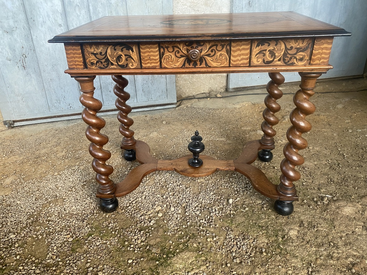 Louis XIII Table In Walnut And Marquetry -photo-4