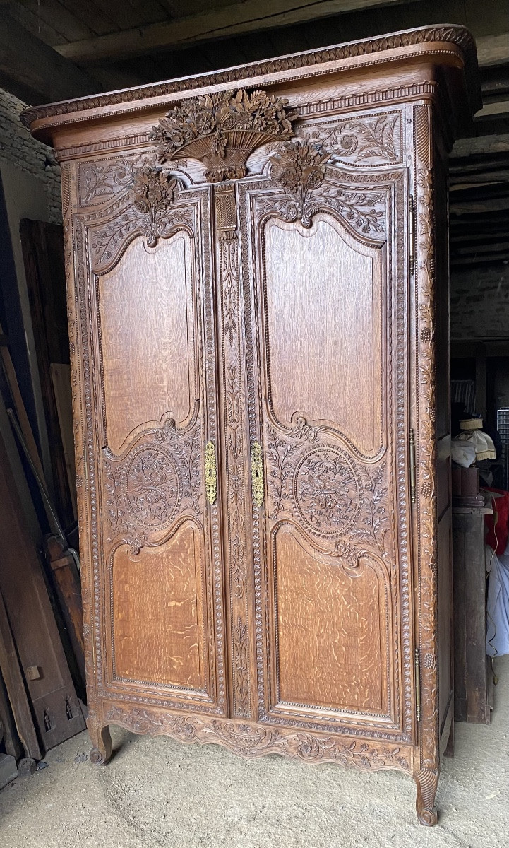 Large Norman Wardrobe -photo-2