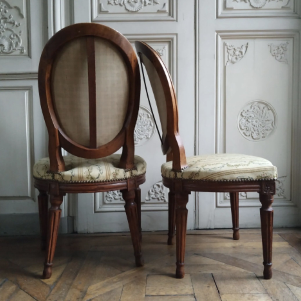 Set Of Six Louis XVI-style Walnut Chairs -photo-3