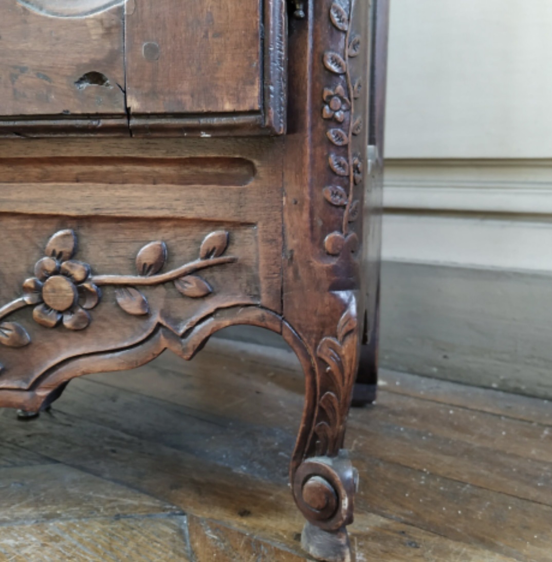 Provençal Verriot Made Of Walnut -photo-4