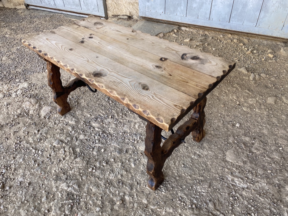 Louis XIII-style Coffee Table-photo-1