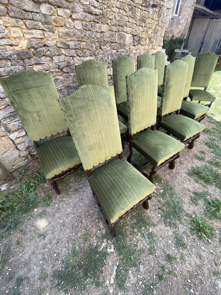 Suite de 10 chaises Louis XIII en châtaignier -photo-4