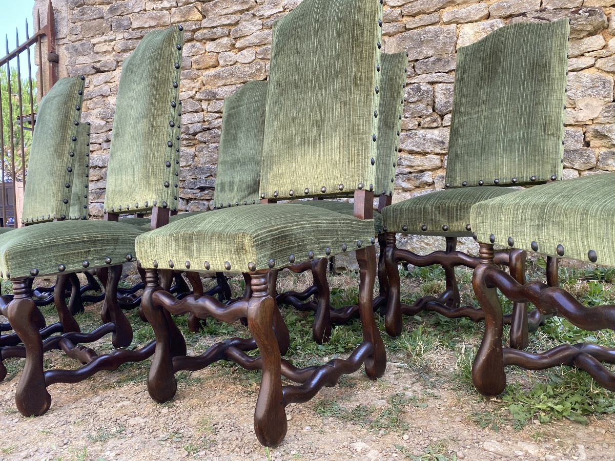 Suite de 10 chaises Louis XIII en châtaignier -photo-2