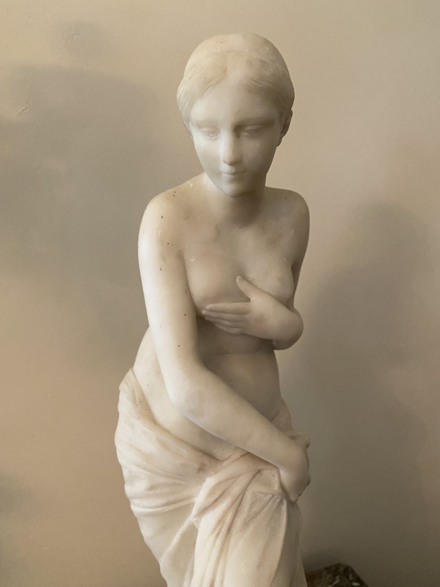 Julie Marest. Marble Sculpture -photo-2