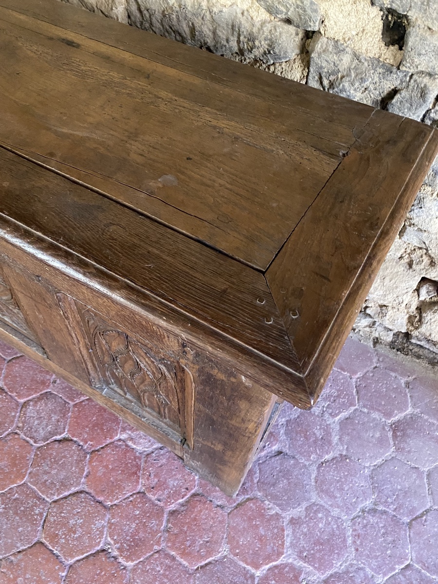 13th-century Chest Made Of Solid Oak -photo-3