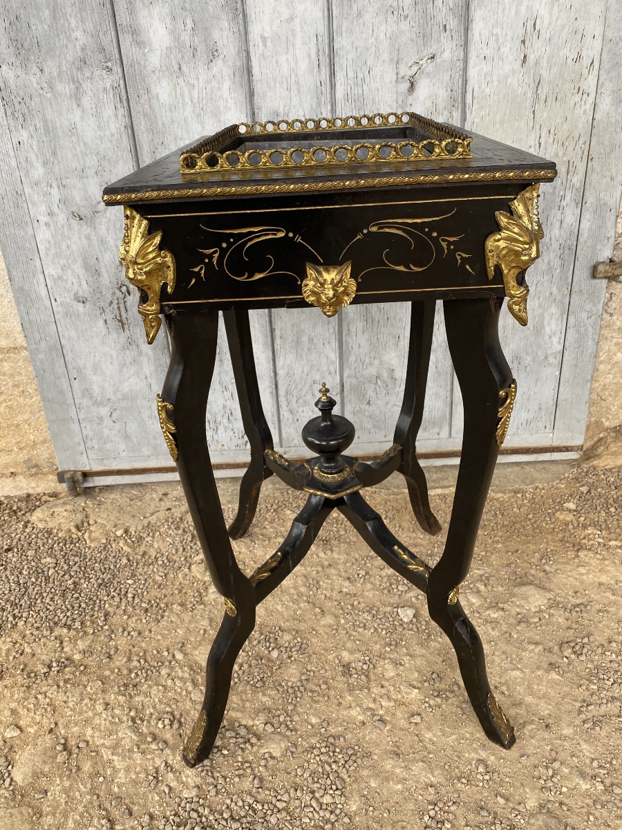 Napoleon III Planter -photo-1
