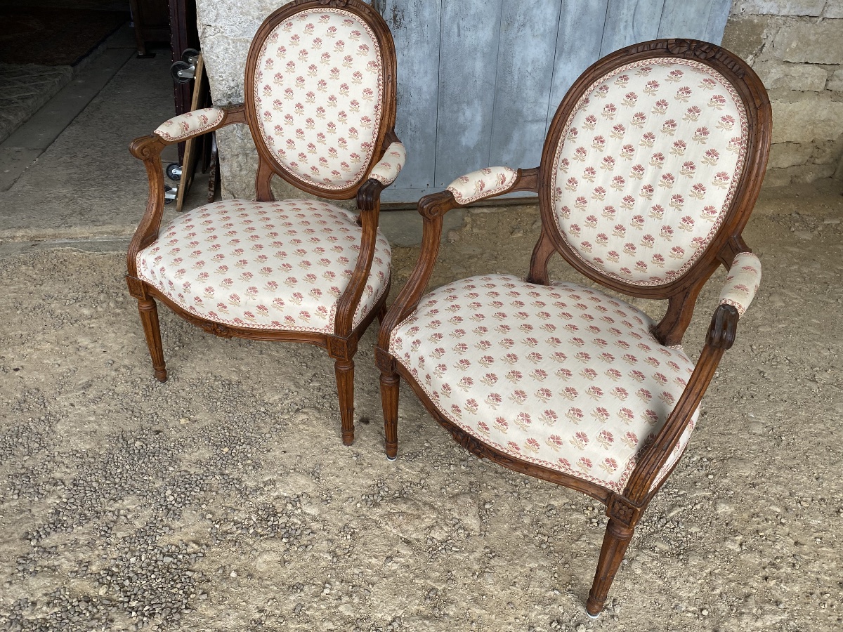 Pair Of Louis XVI Armchairs In Walnut -photo-3