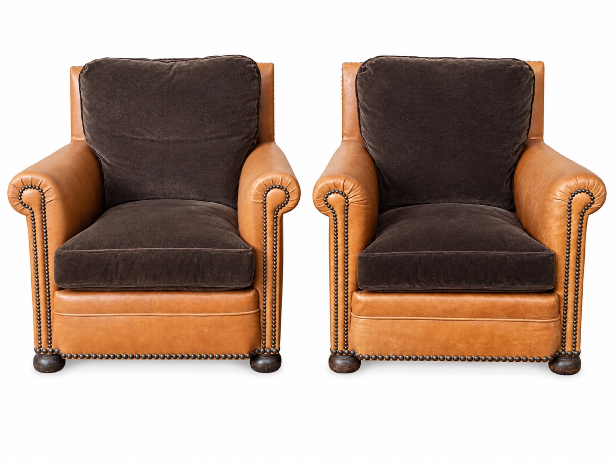 Paire de fauteuils club 