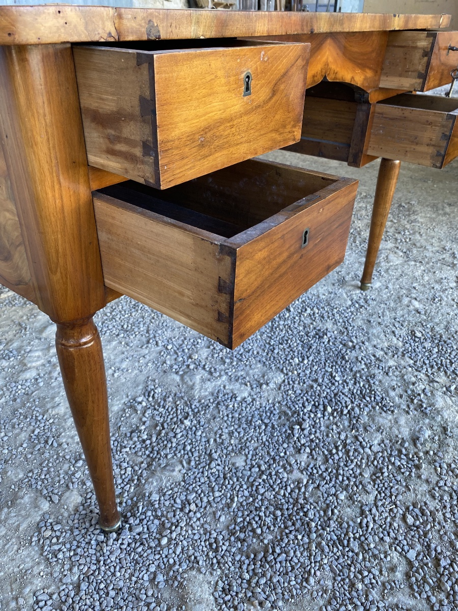 Louis Philippe Desk In Walnut -photo-1