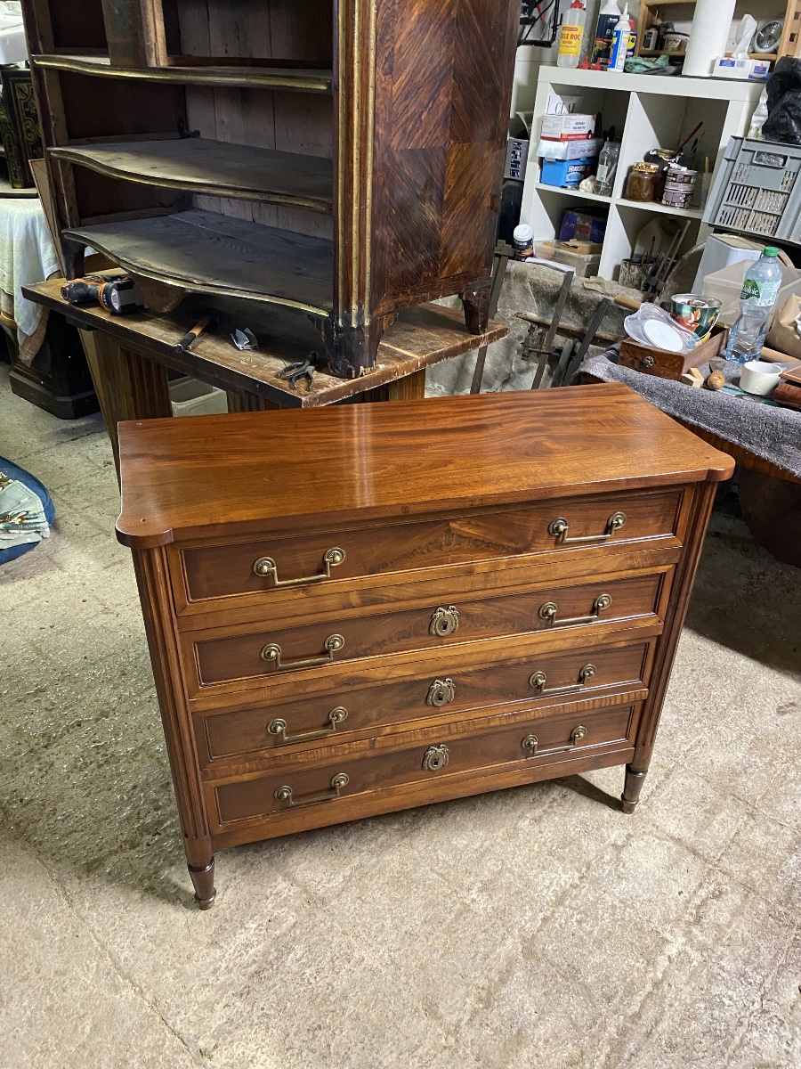 Small Louis XVI-style Chest Of Drawers -photo-4