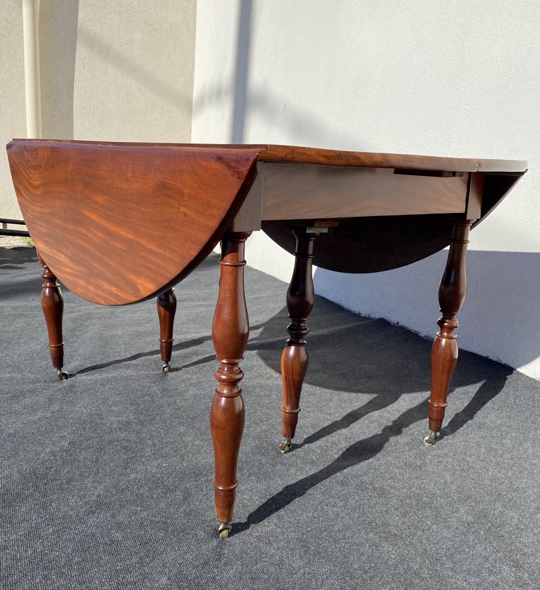 6 Mahogany Legs Table-photo-3