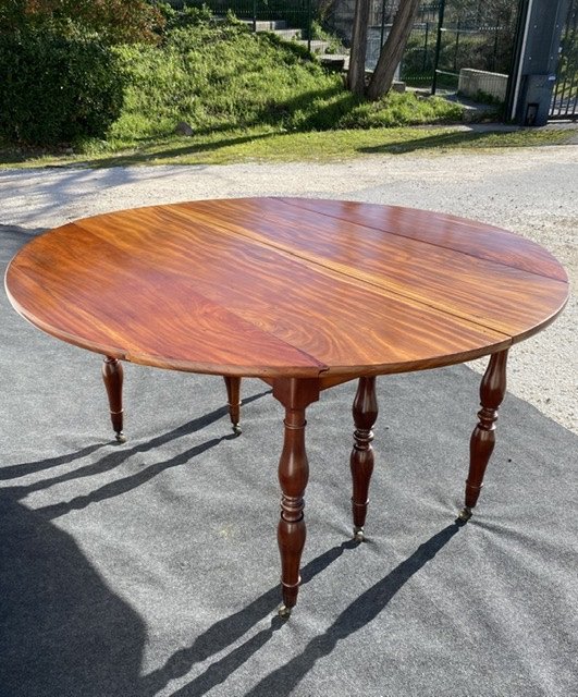 6 Mahogany Legs Table