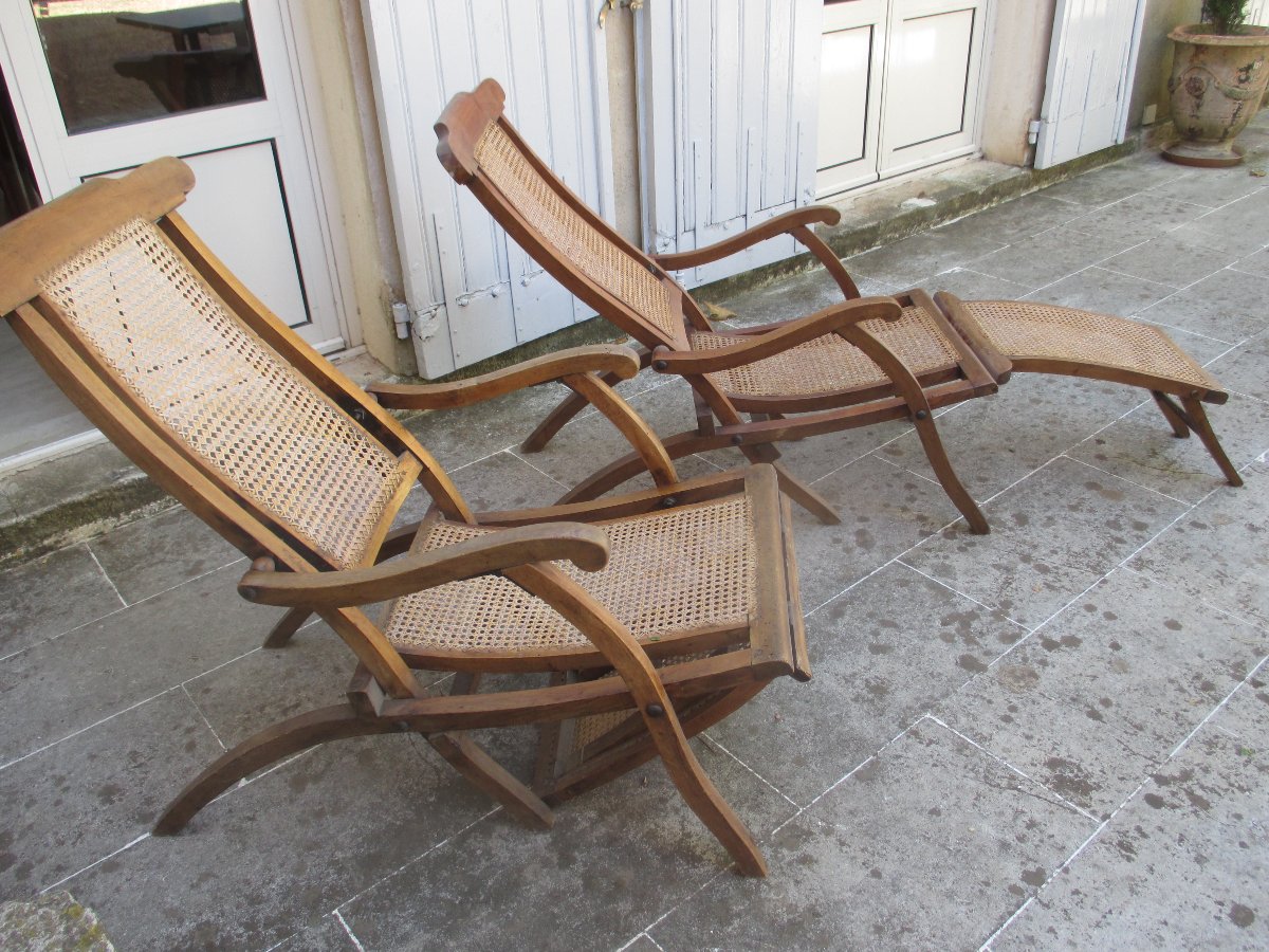 Pair Of Colonial-style Lounge Chairs-photo-1