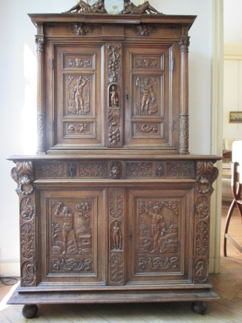 Four Doors Sideboard Ecole Du Val De Loire End Sixteenth-early Seventeenth