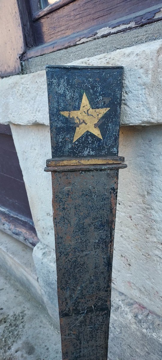 Beautiful Sign In The Shape Of A Quiver In Taule 1830-photo-3