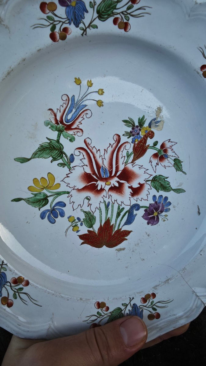 Belle Paire d assiette Docia Italie XVIIIeme. -photo-1