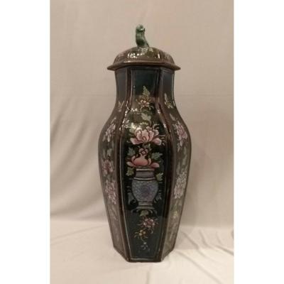 Vase à Couvercle à Corps Hexagonal Chine Début XXe Siècle
