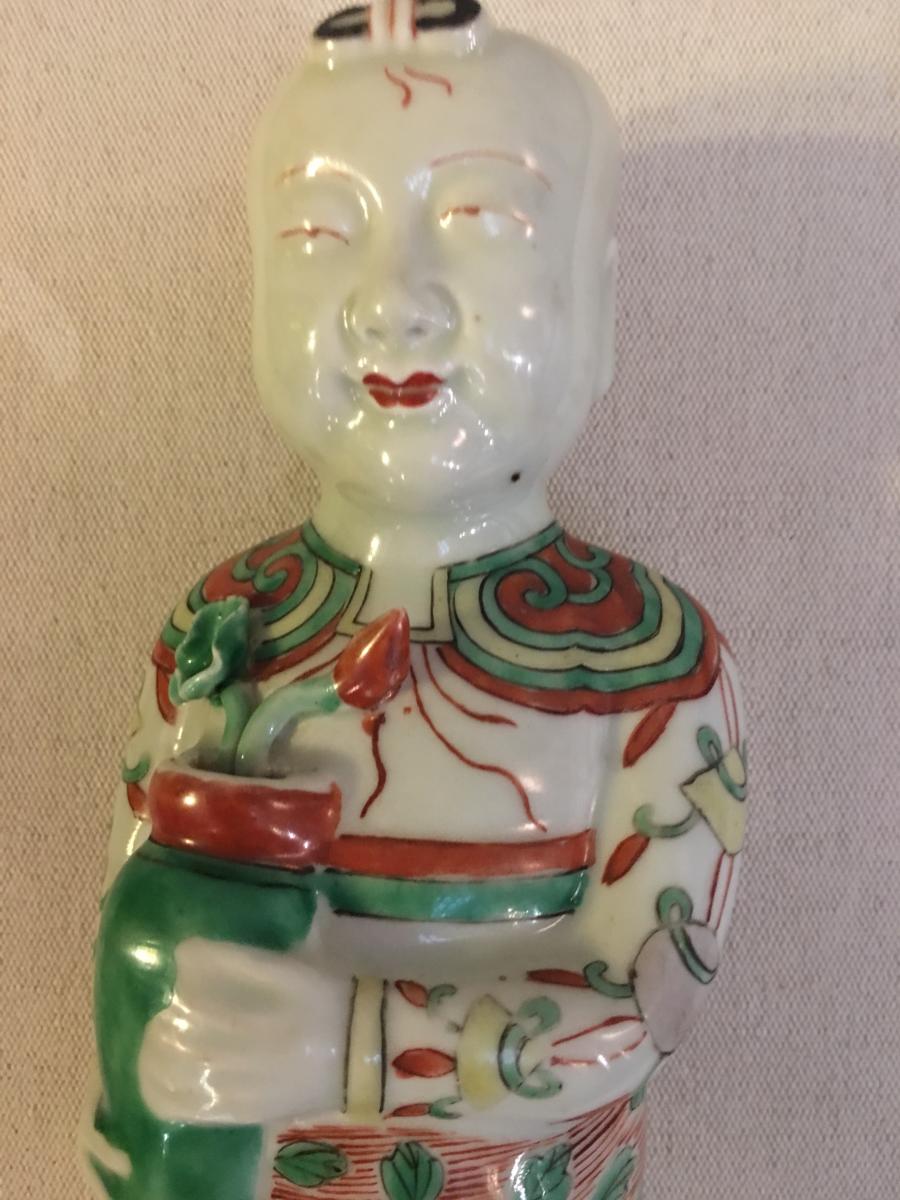  Figure d'enfant en porcelaine "Laughing boy"  Période Kang-Hsi(1662-1722).17éme siécle-photo-2