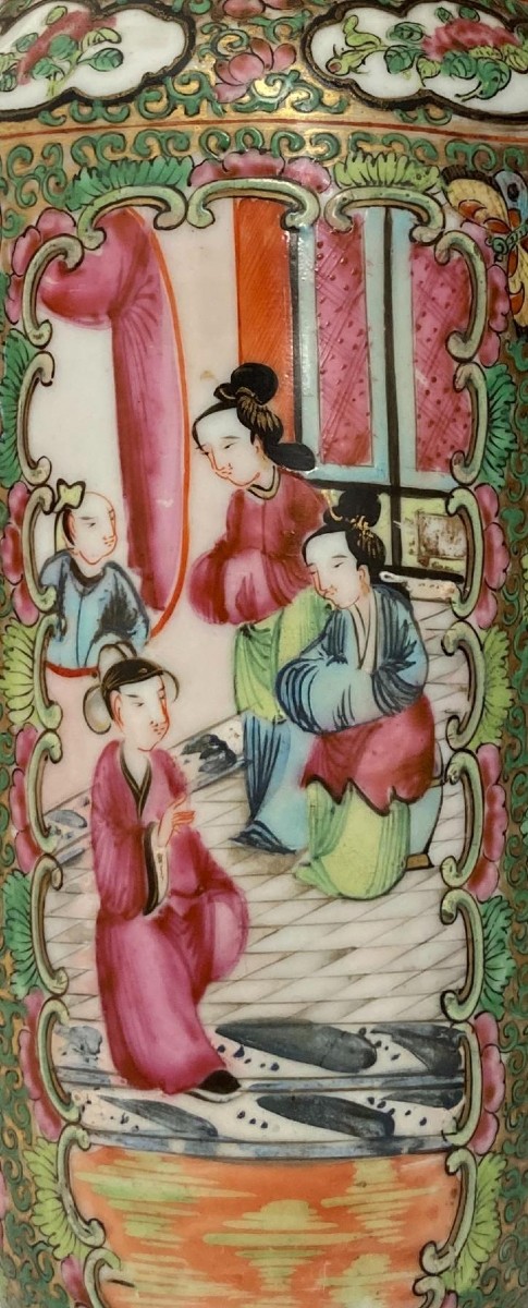 Antique Chinese Canton Famille Rose Vases – Qing Dynasty Guangxu Period (1875–1908)-photo-4