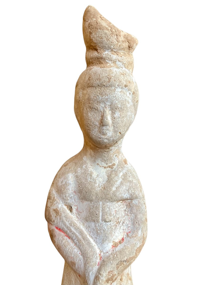 Chinese Tang Funerary Statuette – Mingqi Court Lady In Clay, Tang Dynasty (618–907)