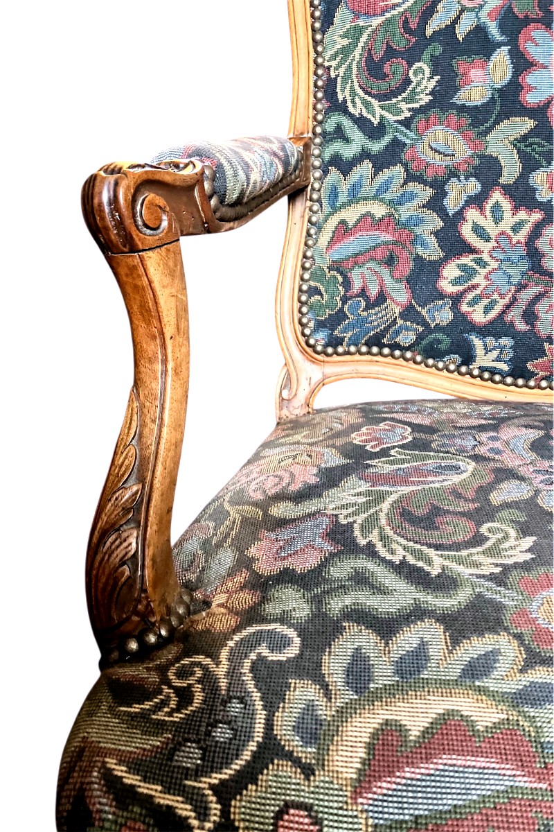 Louis XV Queen's Armchair Circa 1750-photo-5