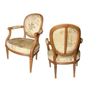 Pair Of Louis XVI Cabriolet Armchairs In Silk