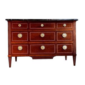 Louis XVI Chest Of Drawers In Solid Mahogany 18th Century