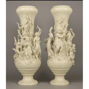 Paire de vases monumentaux Capodimonte en porcelaine, Naples ca. 1880-1900, 100 cm.